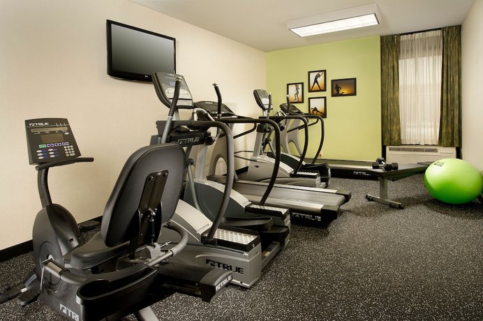 Imagen de los interiores del Hotel Drury Inn And Suites Southwest St. Louis. Foto 16