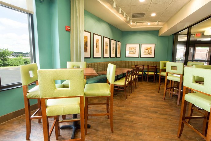 Imagen de la habitación del Hotel Drury Inn And Suites Southwest St. Louis. Foto 14