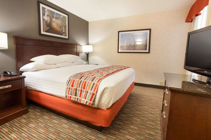 Imagen de la habitación del Hotel Drury Inn And Suites St. Louis Airport. Foto 5
