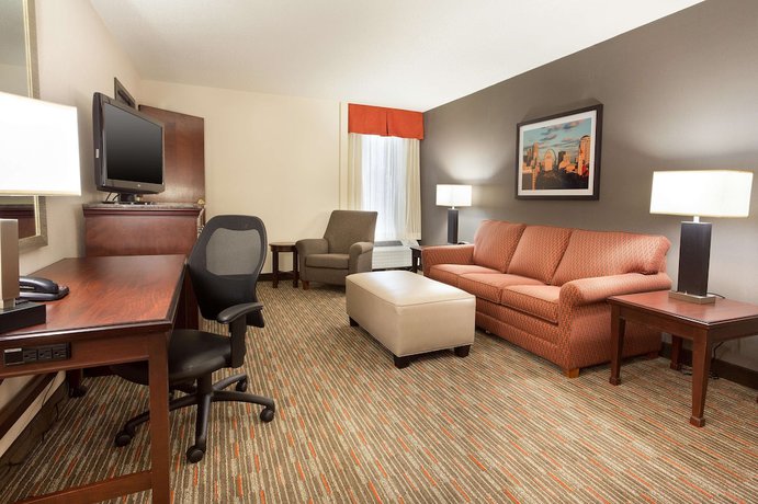 Imagen de la habitación del Hotel Drury Inn And Suites St. Louis Airport. Foto 8