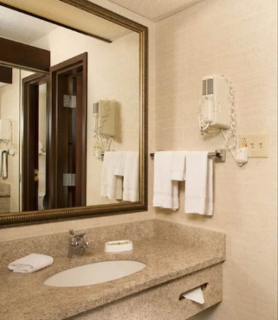 Imagen de la habitación del Hotel Drury Inn And Suites St. Louis Collinsville. Foto 6