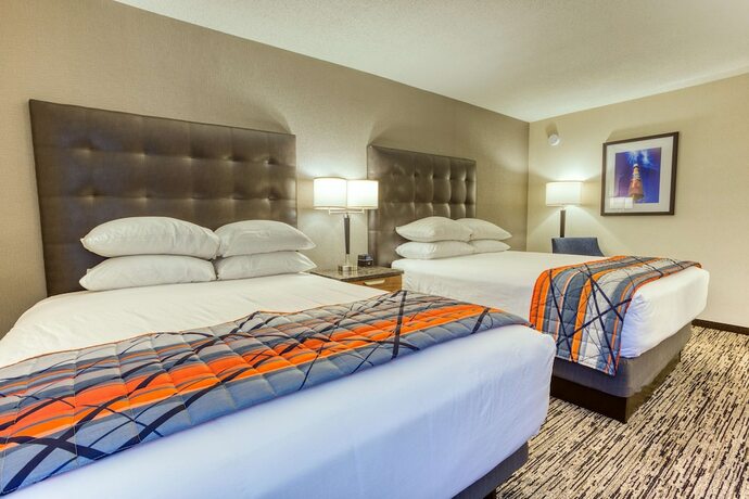 Imagen de la habitación del Hotel Drury Inn And Suites St. Louis Collinsville. Foto 10
