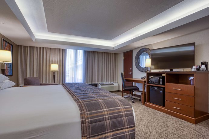 Imagen de la habitación del Hotel Drury Inn And Suites St. Louis Fairview Heights. Foto 9
