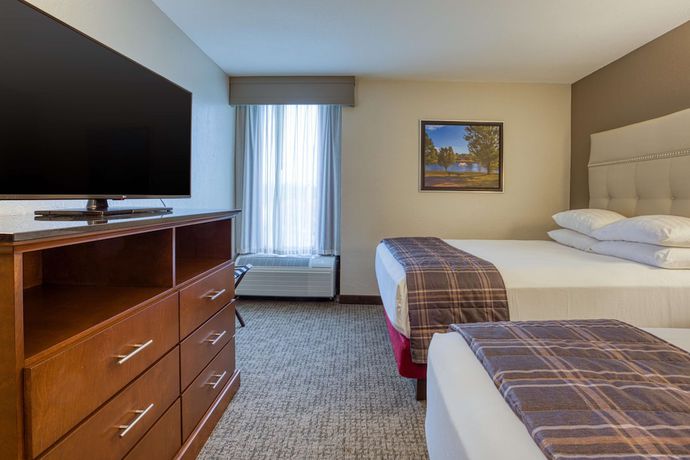 Imagen de la habitación del Hotel Drury Inn And Suites St. Louis Fairview Heights. Foto 10