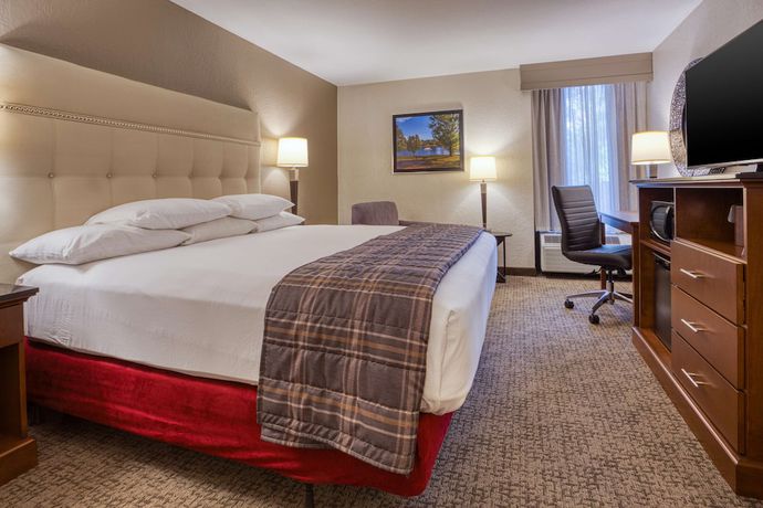 Imagen de la habitación del Hotel Drury Inn And Suites St. Louis Fairview Heights. Foto 11