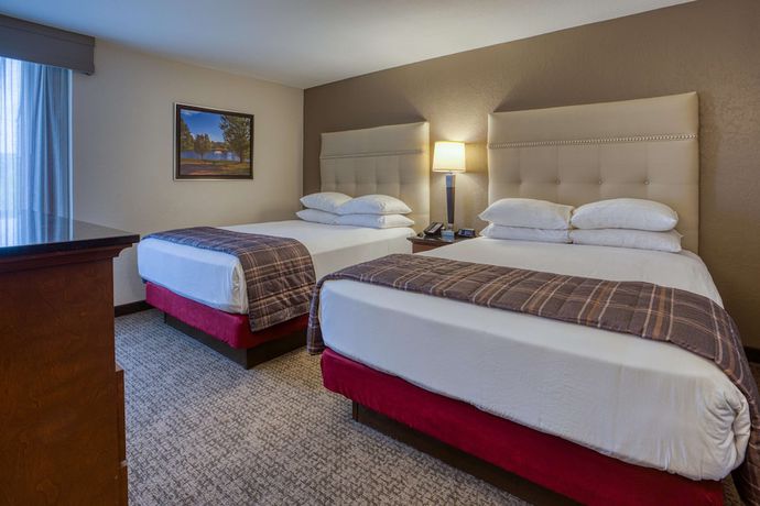 Imagen de la habitación del Hotel Drury Inn And Suites St. Louis Fairview Heights. Foto 12