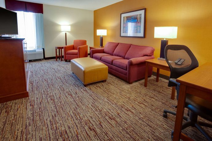 Imagen de la habitación del Hotel Drury Inn And Suites Terre Haute. Foto 4