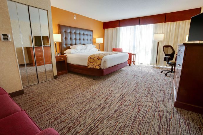 Imagen de la habitación del Hotel Drury Inn And Suites Terre Haute. Foto 5