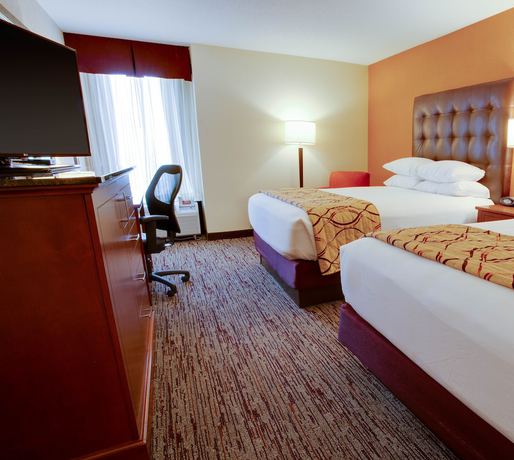 Imagen de la habitación del Hotel Drury Inn And Suites Terre Haute. Foto 6