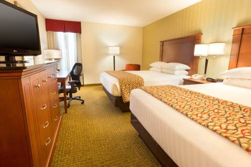 Imagen de la habitación del Hotel Drury Inn & Suites Charlotte University Place. Foto 4