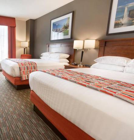 Imagen de la habitación del Hotel Drury Inn & Suites Dayton North. Foto 4