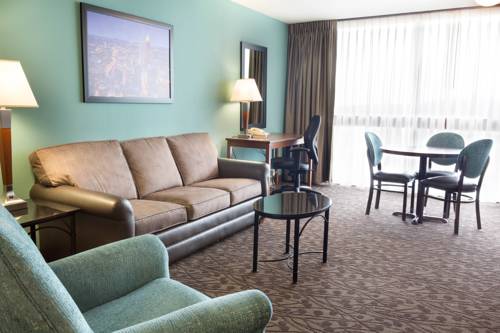 Imagen de la habitación del Hotel Drury Inn and Suites Atlanta Morrow. Foto 9