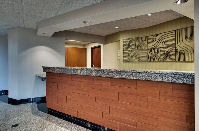 Imagen de los interiores del Hotel Drury Inn and Suites Bowling Green. Foto 17