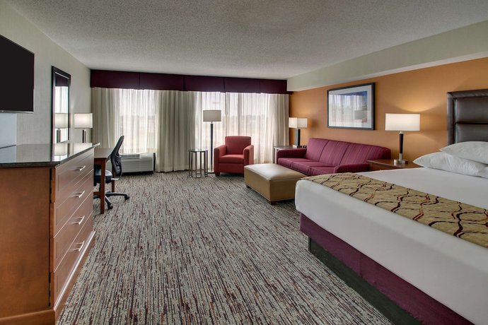 Imagen de la habitación del Hotel Drury Inn and Suites Bowling Green. Foto 9