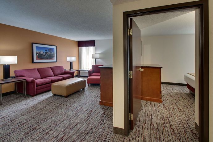 Imagen de la habitación del Hotel Drury Inn and Suites Bowling Green. Foto 11