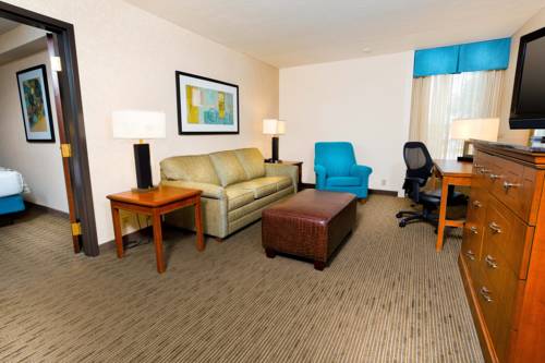 Imagen de la habitación del Hotel Drury Inn and Suites Cape Girardeau. Foto 3