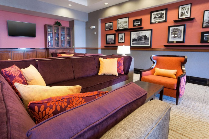 Imagen de los interiores del Hotel Drury Inn and Suites Cincinnati Sharonville. Foto 18