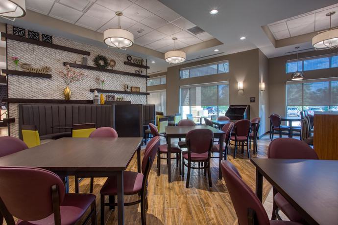 Imagen del bar/restaurante del Hotel Drury Inn and Suites Cleveland Beachwood. Foto 6