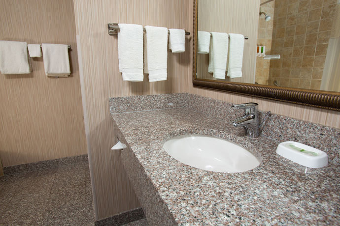 Imagen de la habitación del Hotel Drury Inn and Suites Columbia Stadium Boulevard. Foto 9