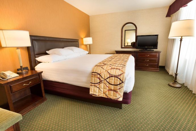 Imagen de la habitación del Hotel Drury Inn and Suites Evansville East. Foto 3