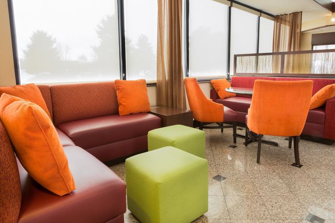 Imagen de la habitación del Hotel Drury Inn and Suites Evansville East. Foto 5