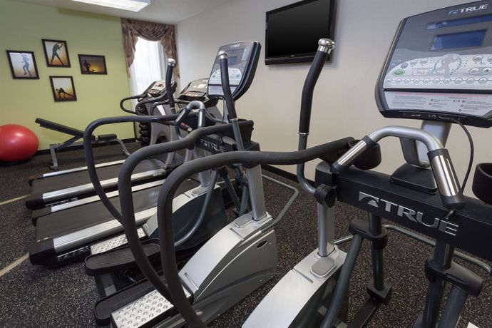 Imagen de los interiores del Hotel Drury Inn and Suites Evansville East. Foto 13