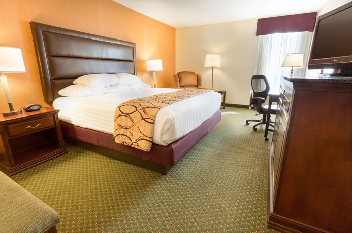 Imagen de los interiores del Hotel Drury Inn and Suites Evansville East. Foto 15
