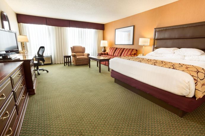 Imagen de los interiores del Hotel Drury Inn and Suites Evansville East. Foto 16