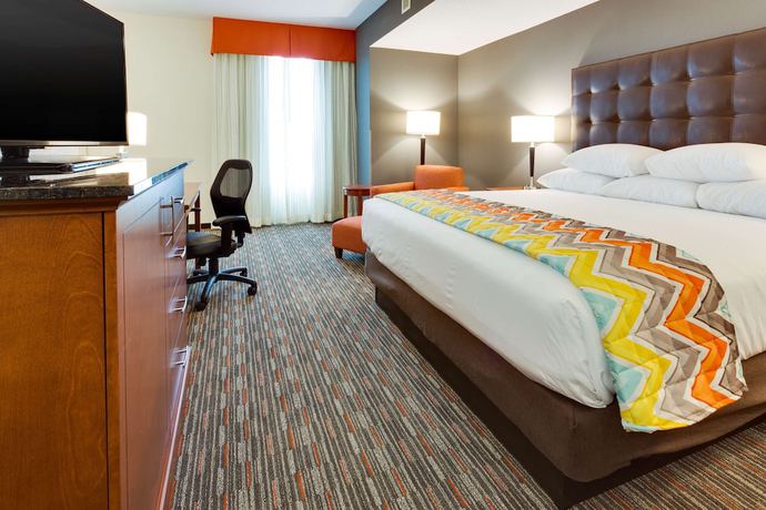 Imagen de la habitación del Hotel Drury Inn and Suites Fort Myers Airport FGCU. Foto 2