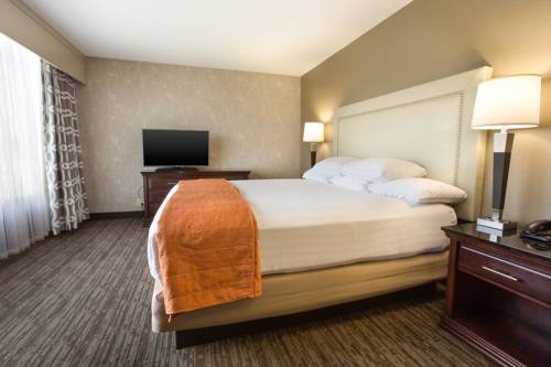 Imagen de la habitación del Hotel Drury Inn and Suites Greensboro. Foto 6