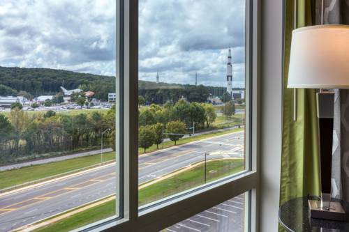 Imagen de la habitación del Hotel Drury Inn and Suites Huntsville At The Space and Rocket Center. Foto 1