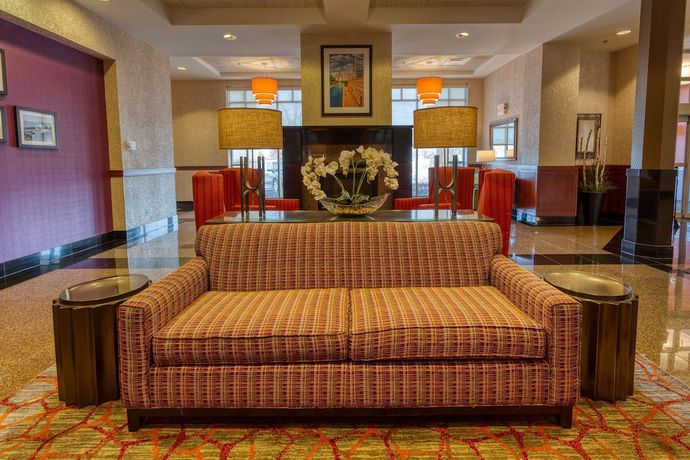 Imagen de los interiores del Hotel Drury Inn and Suites Indianapolis Northeast. Foto 17