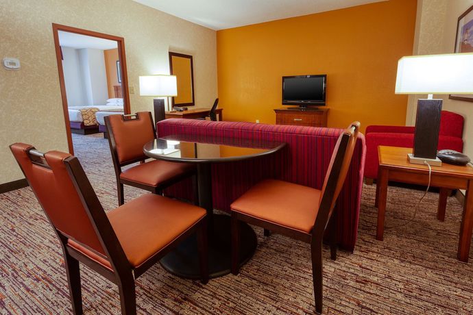 Imagen de la habitación del Hotel Drury Inn and Suites Indianapolis Northeast. Foto 9