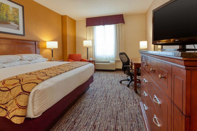 Imagen de la habitación del Hotel Drury Inn and Suites Indianapolis Northeast. Foto 13