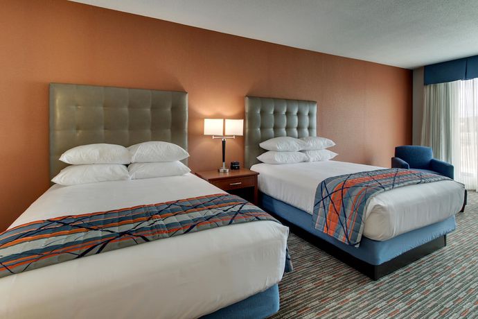 Imagen de la habitación del Hotel Drury Inn and Suites Lafayette, IN. Foto 6