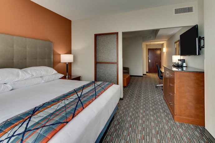 Imagen de la habitación del Hotel Drury Inn and Suites Lafayette, IN. Foto 9