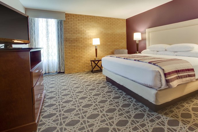 Imagen de la habitación del Hotel Drury Inn and Suites Louisville East. Foto 3