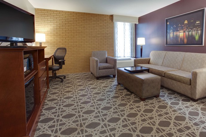 Imagen de la habitación del Hotel Drury Inn and Suites Louisville East. Foto 14