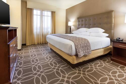 Imagen de la habitación del Hotel Drury Inn and Suites Louisville North. Foto 5