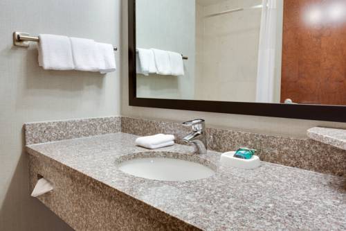 Imagen de la habitación del Hotel Drury Inn and Suites Middletown Franklin. Foto 9