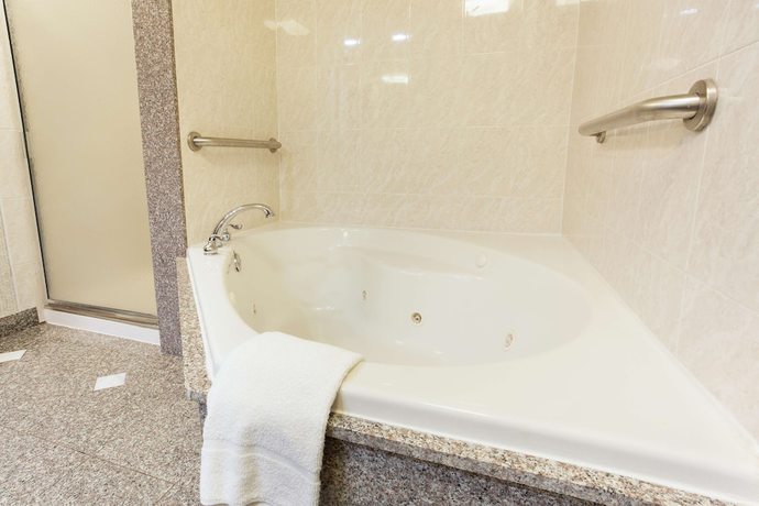 Imagen de la habitación del Hotel Drury Inn and Suites Montgomery. Foto 5