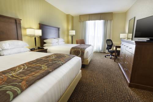 Imagen de la habitación del Hotel Drury Inn and Suites Mt. Vernon. Foto 5