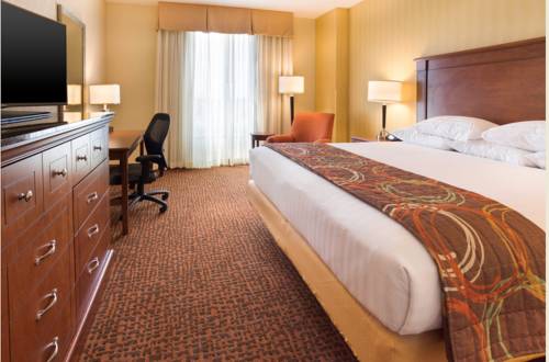 Imagen de la habitación del Hotel Drury Inn and Suites Mt. Vernon. Foto 7