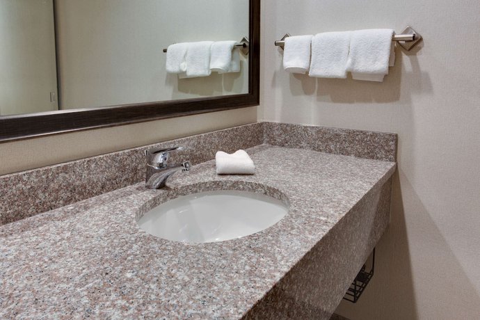 Imagen de la habitación del Hotel Drury Inn and Suites Nashville Airport. Foto 5