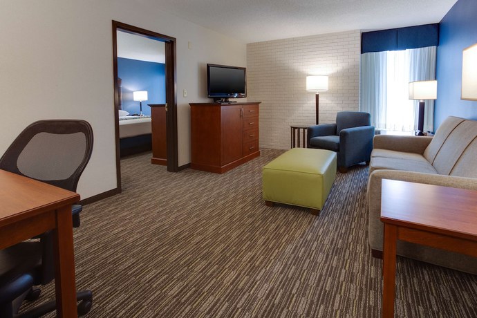 Imagen de la habitación del Hotel Drury Inn and Suites Nashville Airport. Foto 7
