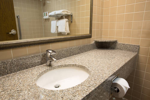 Imagen de la habitación del Hotel Drury Inn and Suites Poplar Bluff. Foto 4