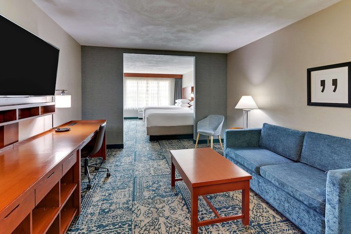 Imagen de la habitación del Hotel Drury Inn and Suites San Antonio Airport. Foto 4