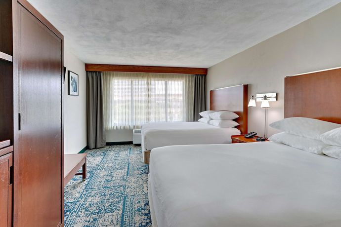 Imagen de la habitación del Hotel Drury Inn and Suites San Antonio Airport. Foto 5