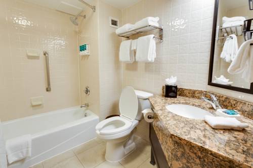 Imagen de la habitación del Hotel Drury Inn and Suites San Antonio Northeast. Foto 7