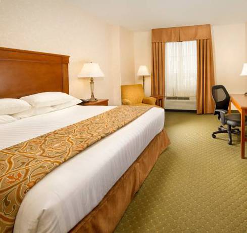 Imagen de la habitación del Hotel Drury Inn and Suites St. Louis Arnold. Foto 7